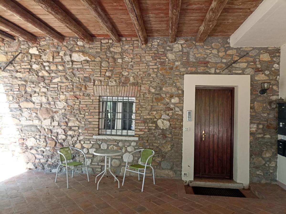 Cà Vittoria Apartamento Desenzano del Garda Exterior foto