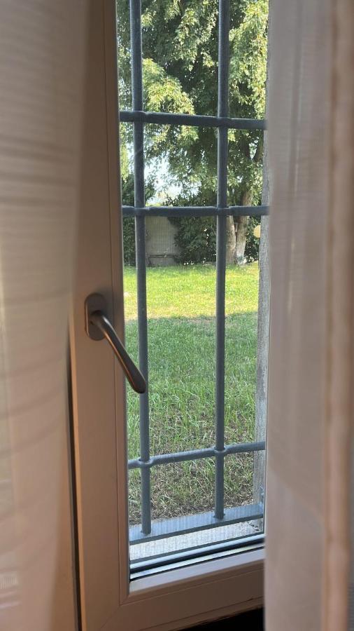 Cà Vittoria Apartamento Desenzano del Garda Exterior foto